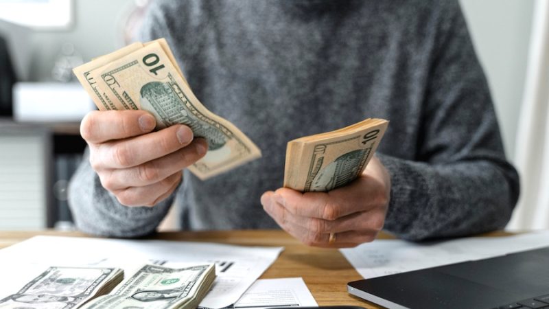 Temporary Roles That Pay Well in Spring