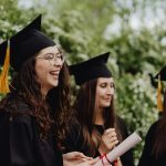 Practical Job Hunting Tips for Graduation Season