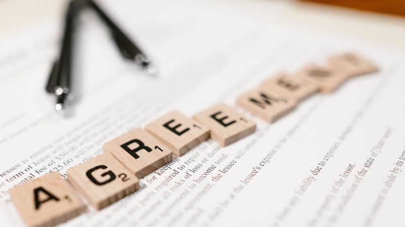 How to Evaluate a Job Offer: Salary, Benefits, Flexibility, and More